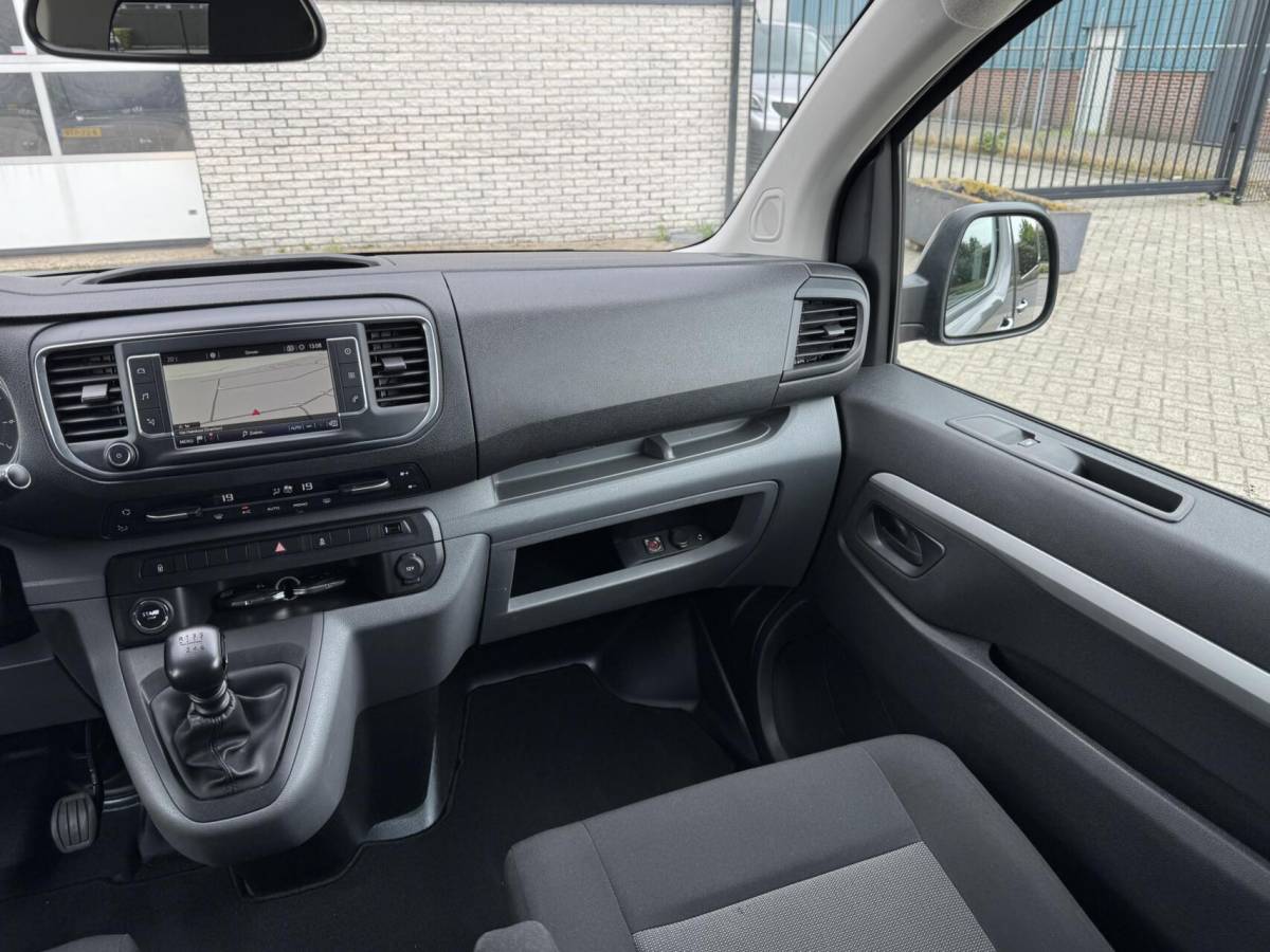 Toyota ProAce Toyota ProAce Worker 2.0 D-4D Professional Long Dubbele Cabine