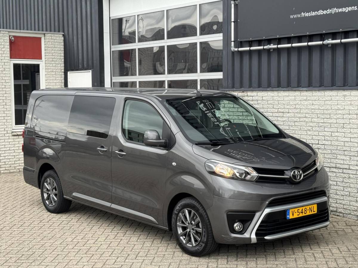 Toyota ProAce Toyota ProAce Worker 2.0 D-4D Professional Long Dubbele Cabine