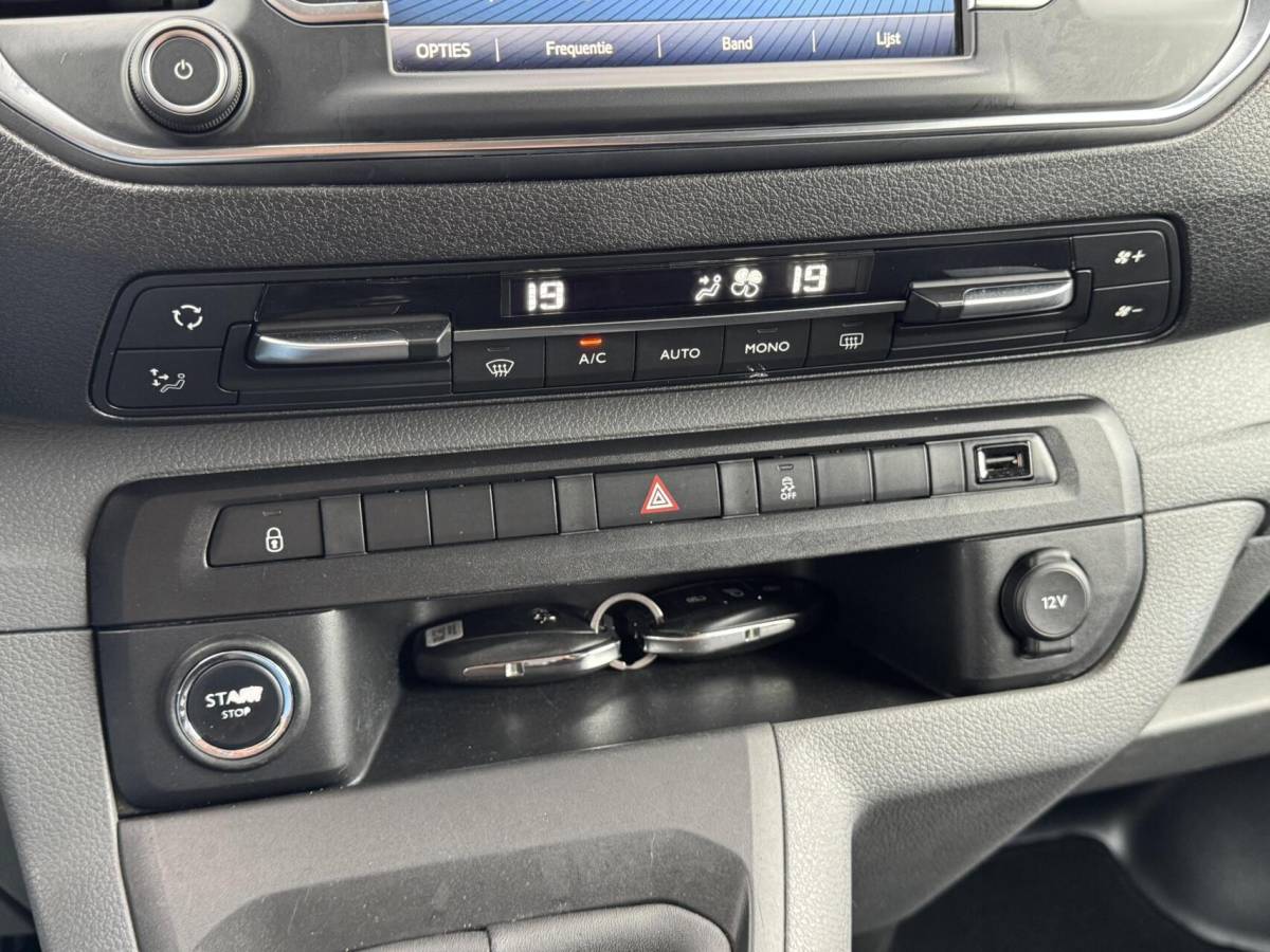 Toyota ProAce Toyota ProAce Worker 2.0 D-4D Professional Long Dubbele Cabine