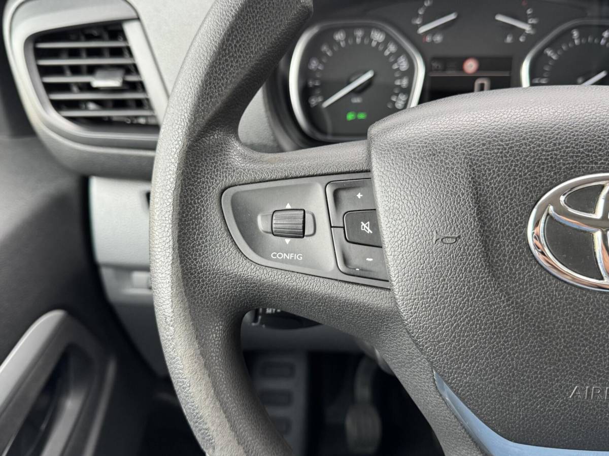 Toyota ProAce Toyota ProAce Worker 2.0 D-4D Professional Long Dubbele Cabine