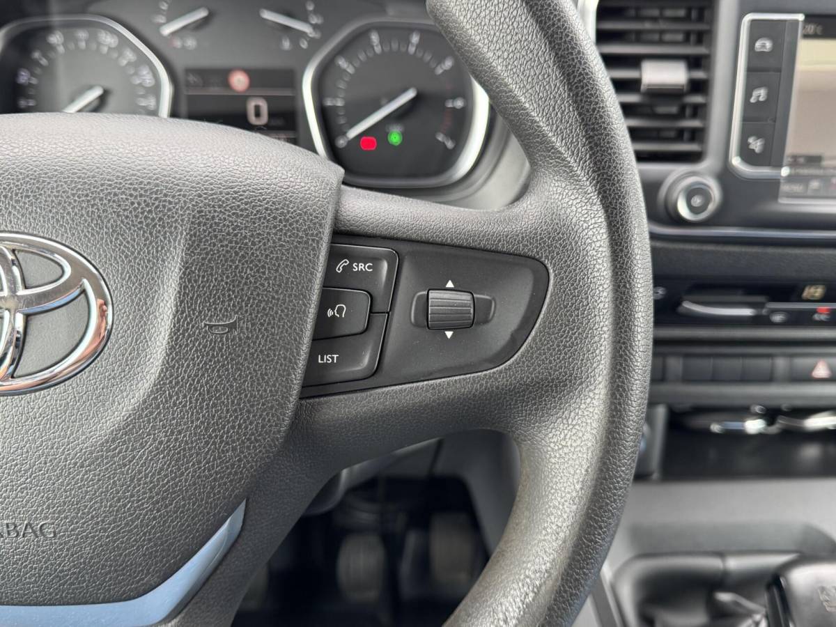 Toyota ProAce Toyota ProAce Worker 2.0 D-4D Professional Long Dubbele Cabine