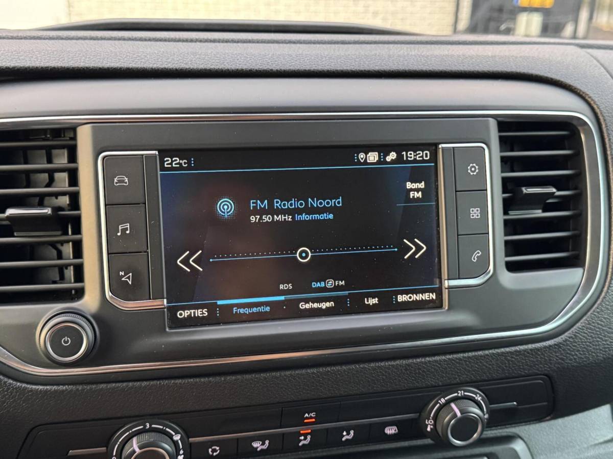 Peugeot Expert Peugeot Expert 2.0 123pk Standard Premium Carplay/Adapt.Cruise/Camera/Navi/Head-up
