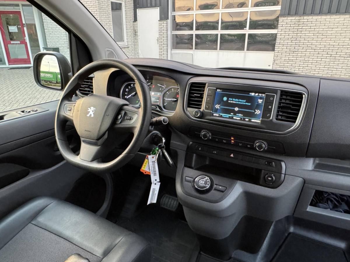 Peugeot Expert Peugeot Expert 2.0 123pk Standard Premium Carplay/Adapt.Cruise/Camera/Navi/Head-up