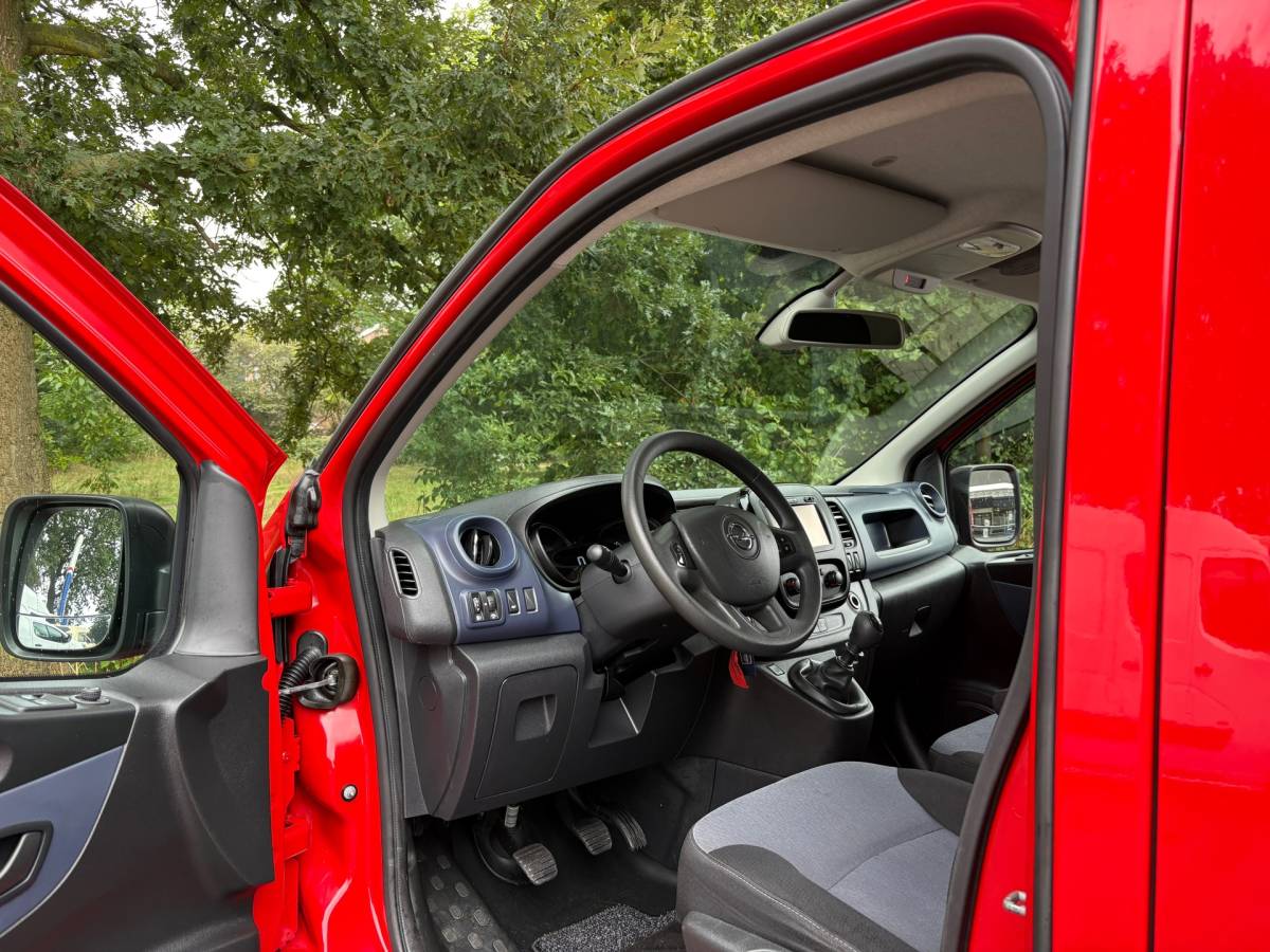 Opel Vivaro Opel Vivaro 1.6 CDTI L1H1 Sport|NAP|*Dubbele schuifdeur*airco|cruise|achteruitrijcamera|navi|bluetooth|parkeersensoren|EURO6