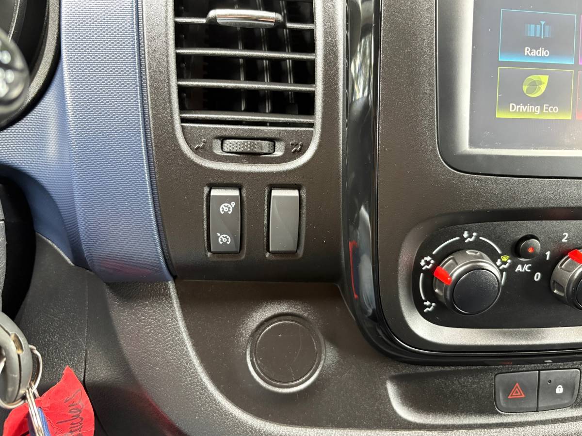 Opel Vivaro Opel Vivaro 1.6 CDTI L1H1 Sport|NAP|*Dubbele schuifdeur*airco|cruise|achteruitrijcamera|navi|bluetooth|parkeersensoren|EURO6