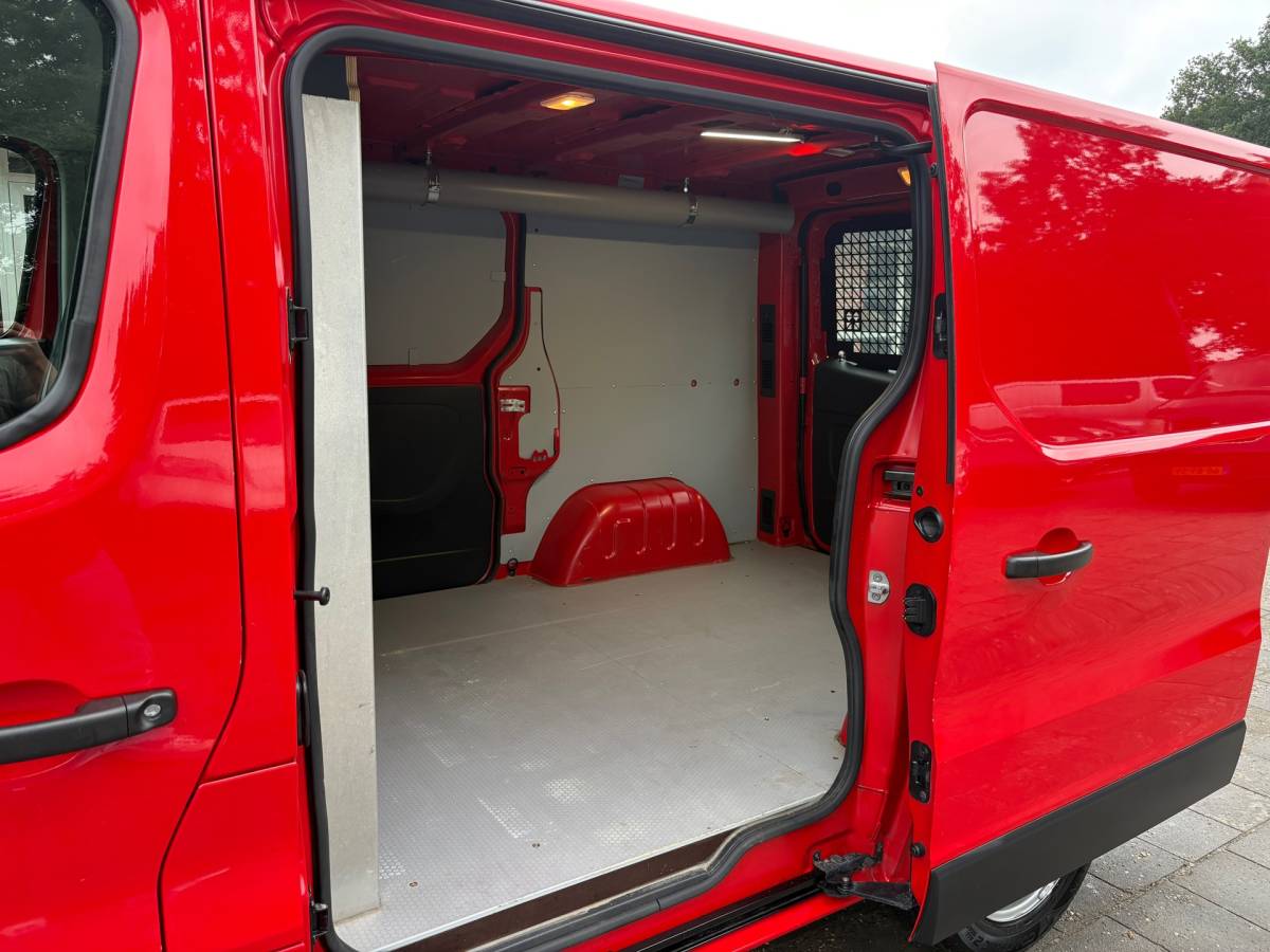 Opel Vivaro Opel Vivaro 1.6 CDTI L1H1 Sport|NAP|*Dubbele schuifdeur*airco|cruise|achteruitrijcamera|navi|bluetooth|parkeersensoren|EURO6
