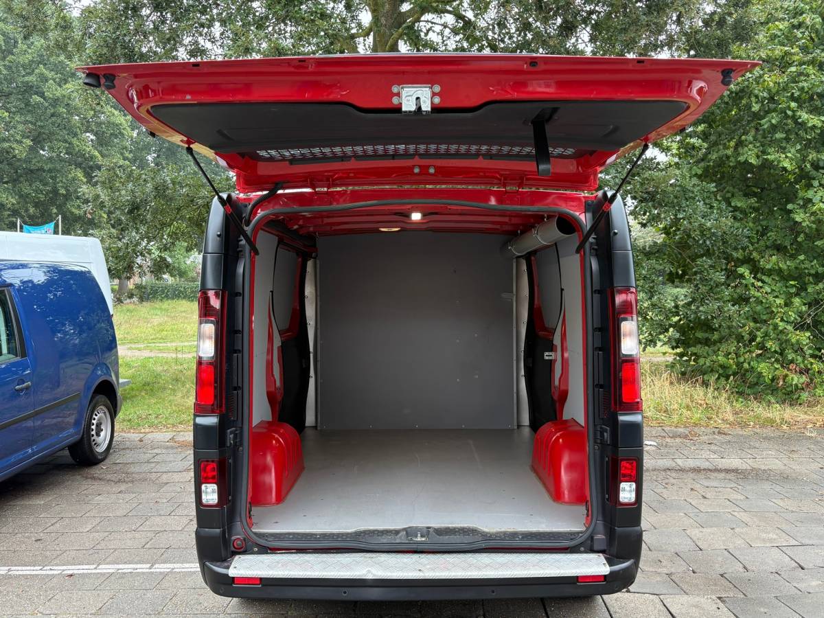 Opel Vivaro Opel Vivaro 1.6 CDTI L1H1 Sport|NAP|*Dubbele schuifdeur*airco|cruise|achteruitrijcamera|navi|bluetooth|parkeersensoren|EURO6