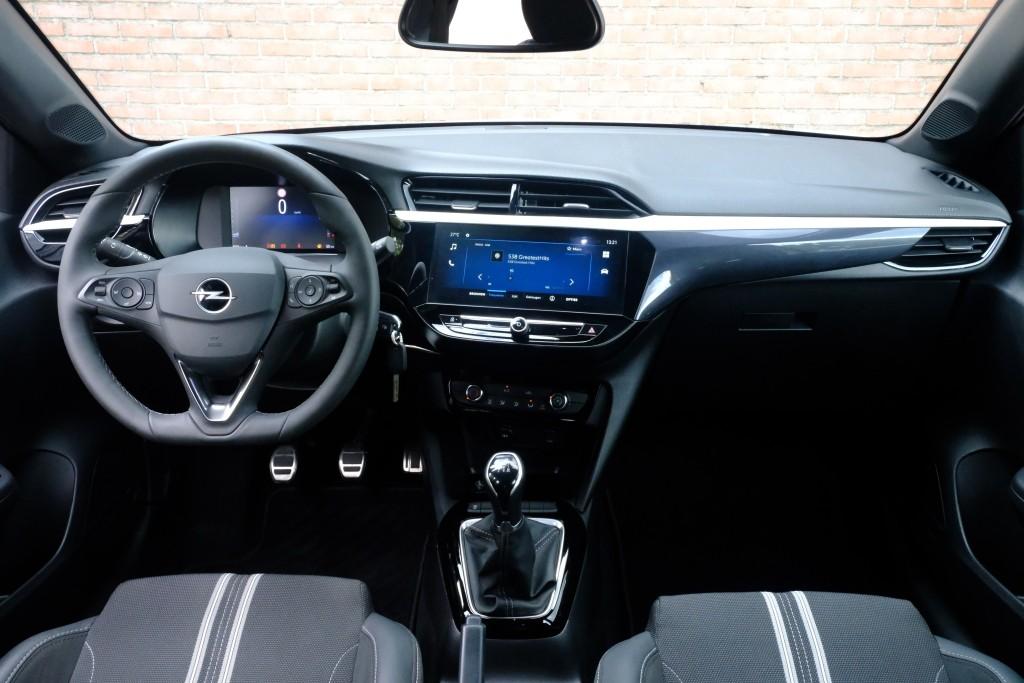 Opel Corsa Opel Corsa 1.2 75pk GS | Private Lease vanaf € 369,- p.m.