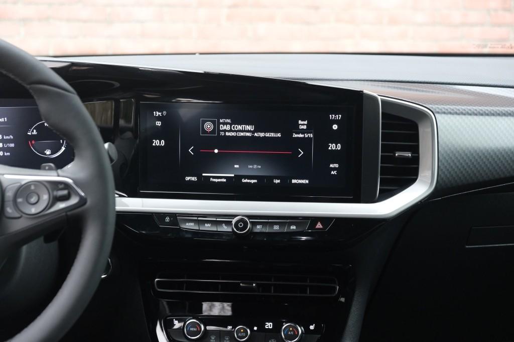 Opel Mokka Opel Mokka 1.2 Turbo 130pk EAT8 Ultimate | App Connect | Climate | Adaptive Cruise | Keyless | Camera | Blind Spot | Winter Pakket