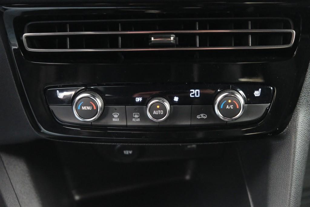 Opel Mokka Opel Mokka 1.2 Turbo 130pk EAT8 Ultimate | App Connect | Climate | Adaptive Cruise | Keyless | Camera | Blind Spot | Winter Pakket