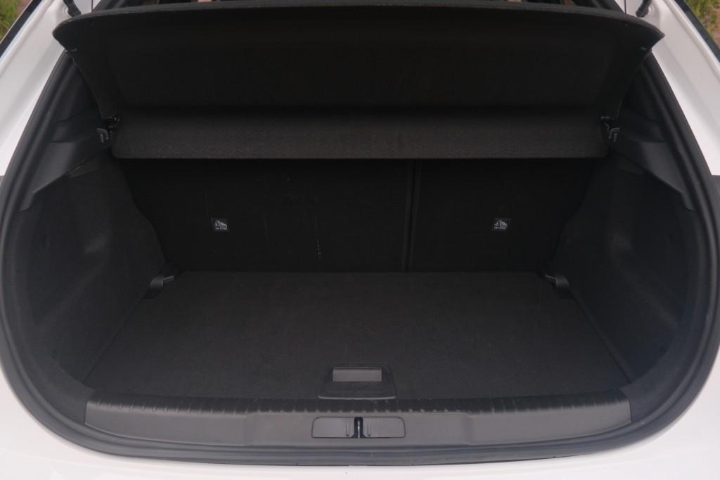 Opel Mokka Opel Mokka 1.2 Turbo 130pk EAT8 Ultimate | App Connect | Climate | Adaptive Cruise | Keyless | Camera | Blind Spot | Winter Pakket