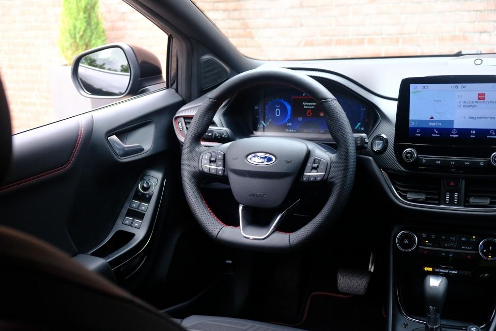 Ford Puma Ford Puma 1.0 EcoBoost Hybrid 155pk Aut. ST-Line X | Navi | App Connect | Adaptive Cruise | Full LED | Elektrische Achterklep | B&O Audio | Camera | Winter Pakket