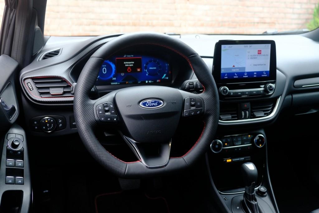 Ford Puma Ford Puma 1.0 EcoBoost Hybrid 155pk Aut. ST-Line X | Navi | App Connect | Adaptive Cruise | Full LED | Elektrische Achterklep | B&O Audio | Camera | Winter Pakket