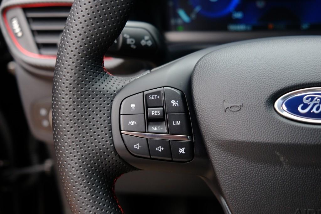 Ford Puma Ford Puma 1.0 EcoBoost Hybrid 155pk Aut. ST-Line X | Navi | App Connect | Adaptive Cruise | Full LED | Elektrische Achterklep | B&O Audio | Camera | Winter Pakket