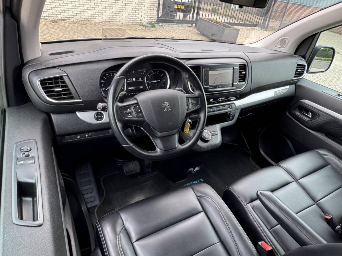 Peugeot Expert Peugeot Expert 2.0 180pk Standard Sport Trekhaak/Carplay/Camera/Headup/Leder/Xenon/Adapt.Cruise