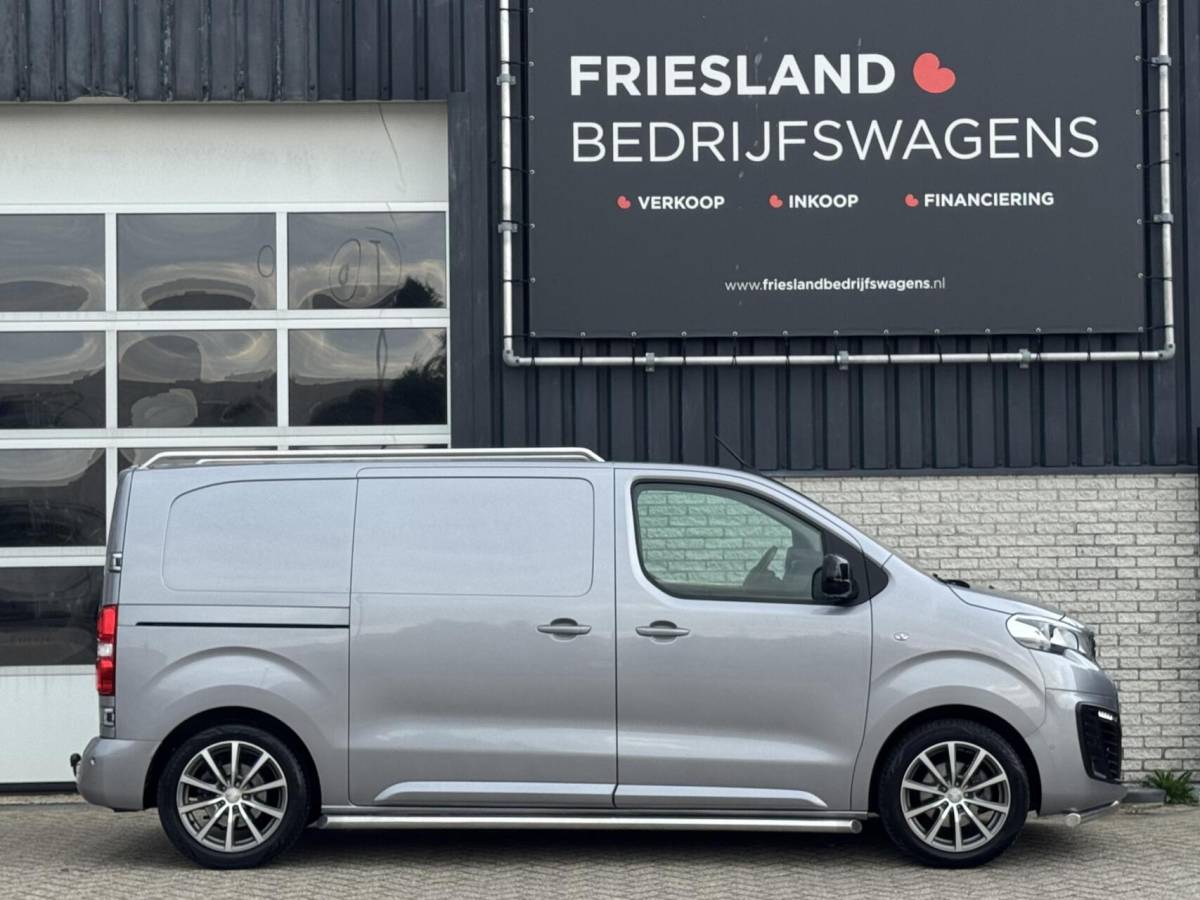 Peugeot Expert Peugeot Expert 2.0 180pk Standard Sport Trekhaak/Carplay/Camera/Headup/Leder/Xenon/Adapt.Cruise