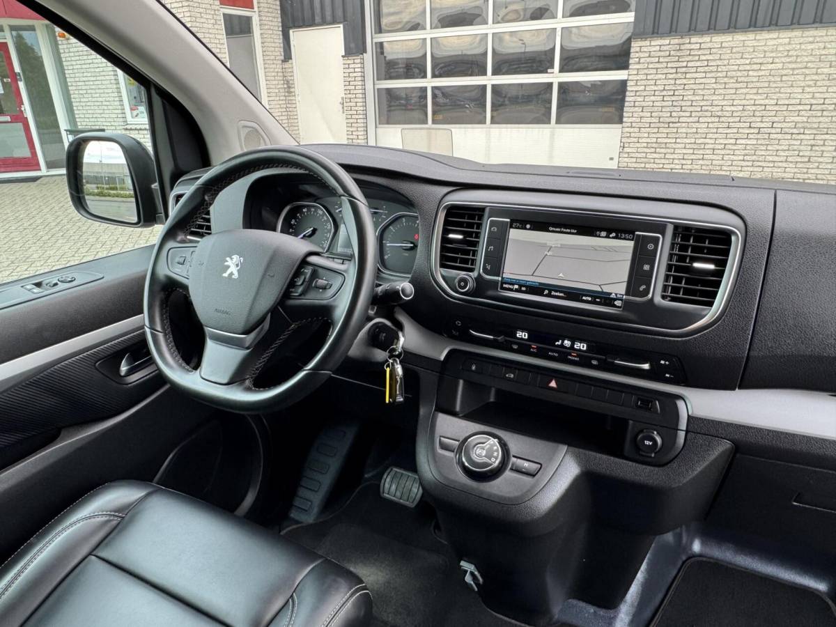 Peugeot Expert Peugeot Expert 2.0 180pk Standard Sport Trekhaak/Carplay/Camera/Headup/Leder/Xenon/Adapt.Cruise