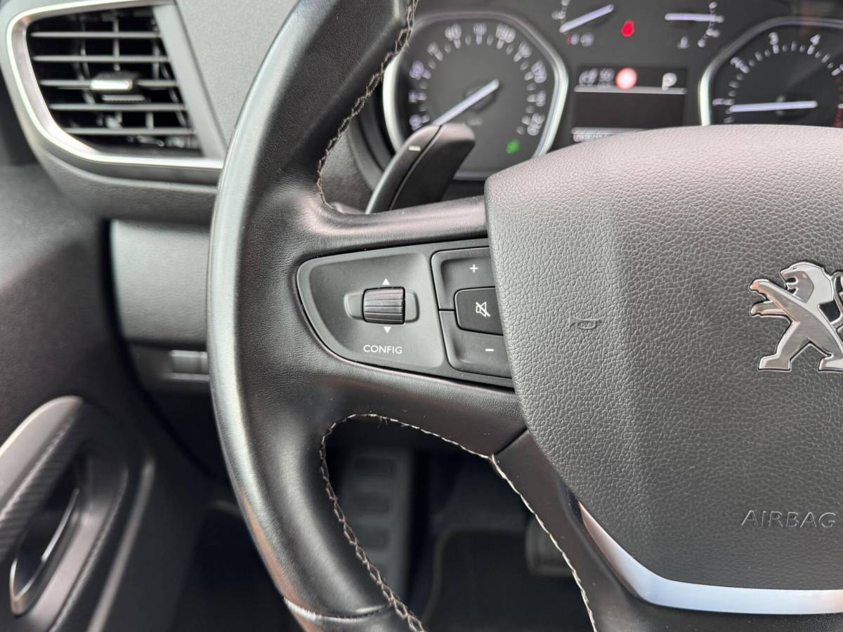 Peugeot Expert Peugeot Expert 2.0 180pk Standard Sport Trekhaak/Carplay/Camera/Headup/Leder/Xenon/Adapt.Cruise