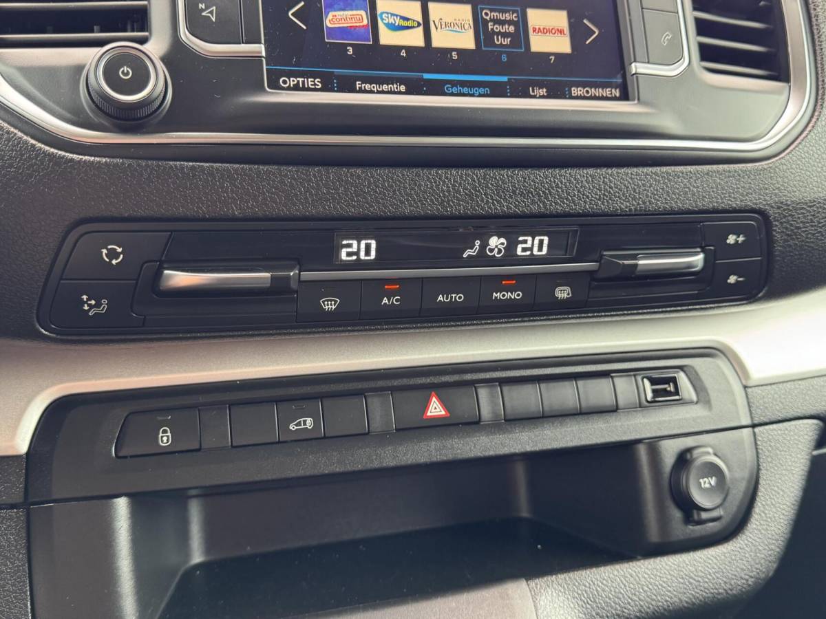 Peugeot Expert Peugeot Expert 2.0 180pk Standard Sport Trekhaak/Carplay/Camera/Headup/Leder/Xenon/Adapt.Cruise