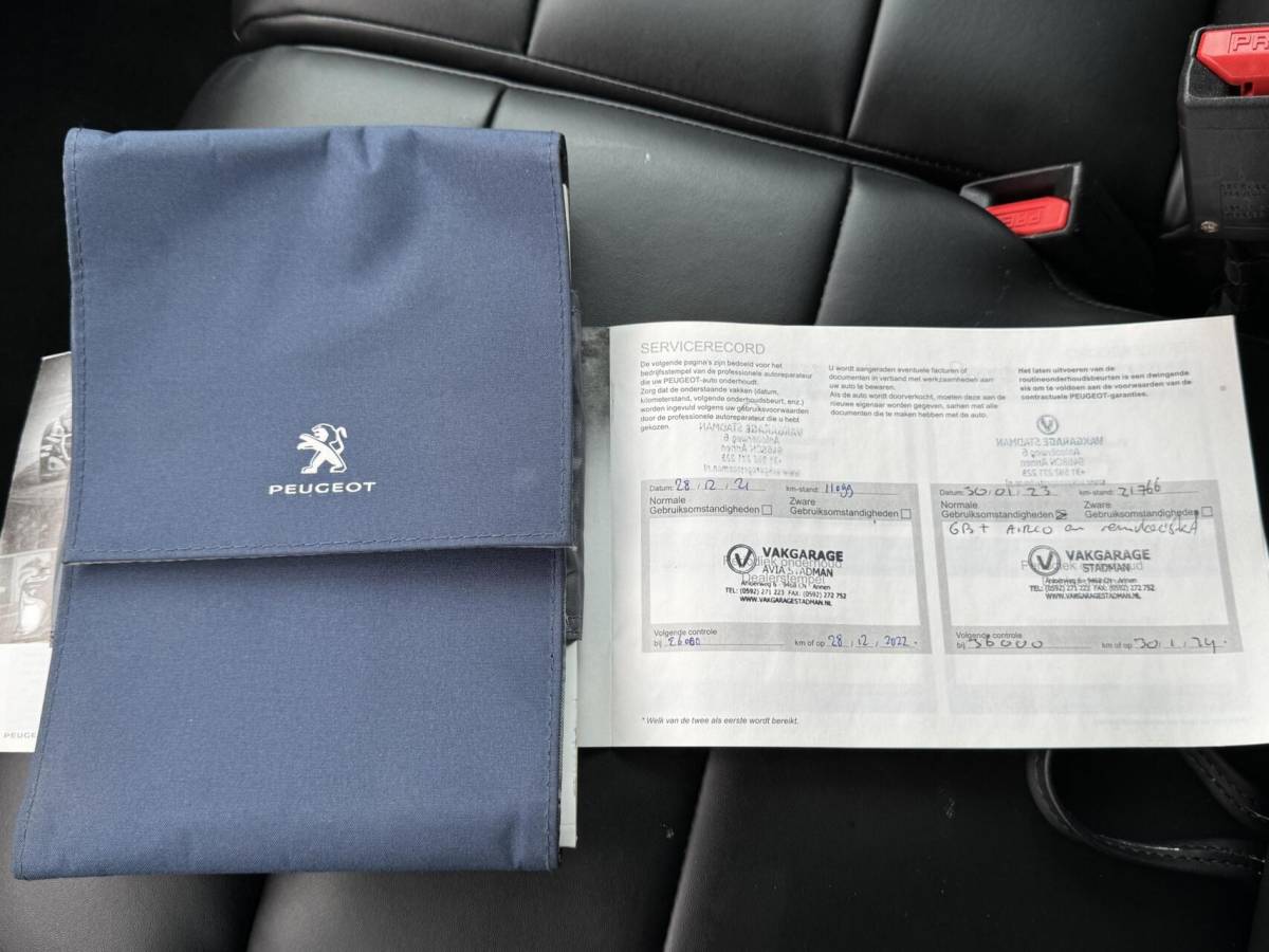 Peugeot Expert Peugeot Expert 2.0 180pk Standard Sport Trekhaak/Carplay/Camera/Headup/Leder/Xenon/Adapt.Cruise