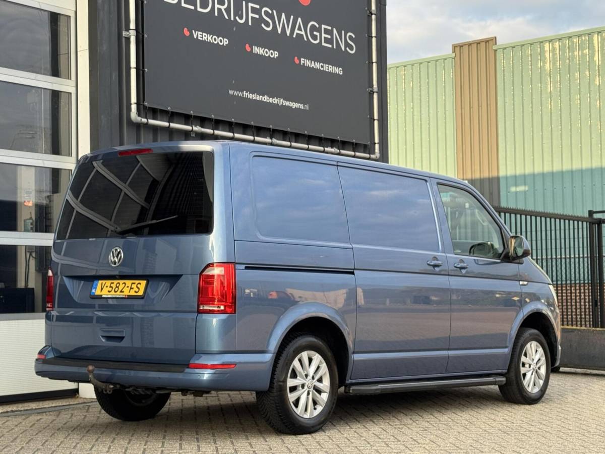 Volkswagen Transporter Volkswagen Transporter 2.0 TDI 150pk Highline Trekhaak/Adapt.Cruise/Carplay/Camera/Navi