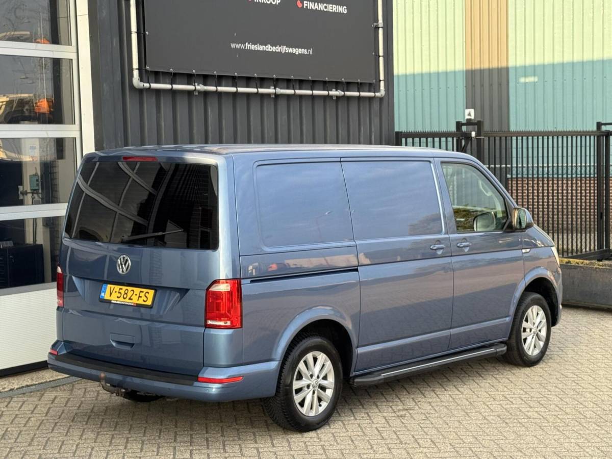 Volkswagen Transporter Volkswagen Transporter 2.0 TDI 150pk Highline Trekhaak/Adapt.Cruise/Carplay/Camera/Navi