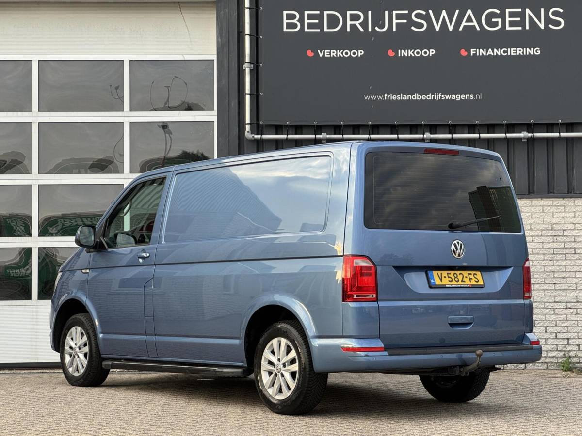 Volkswagen Transporter Volkswagen Transporter 2.0 TDI 150pk Highline Trekhaak/Adapt.Cruise/Carplay/Camera/Navi