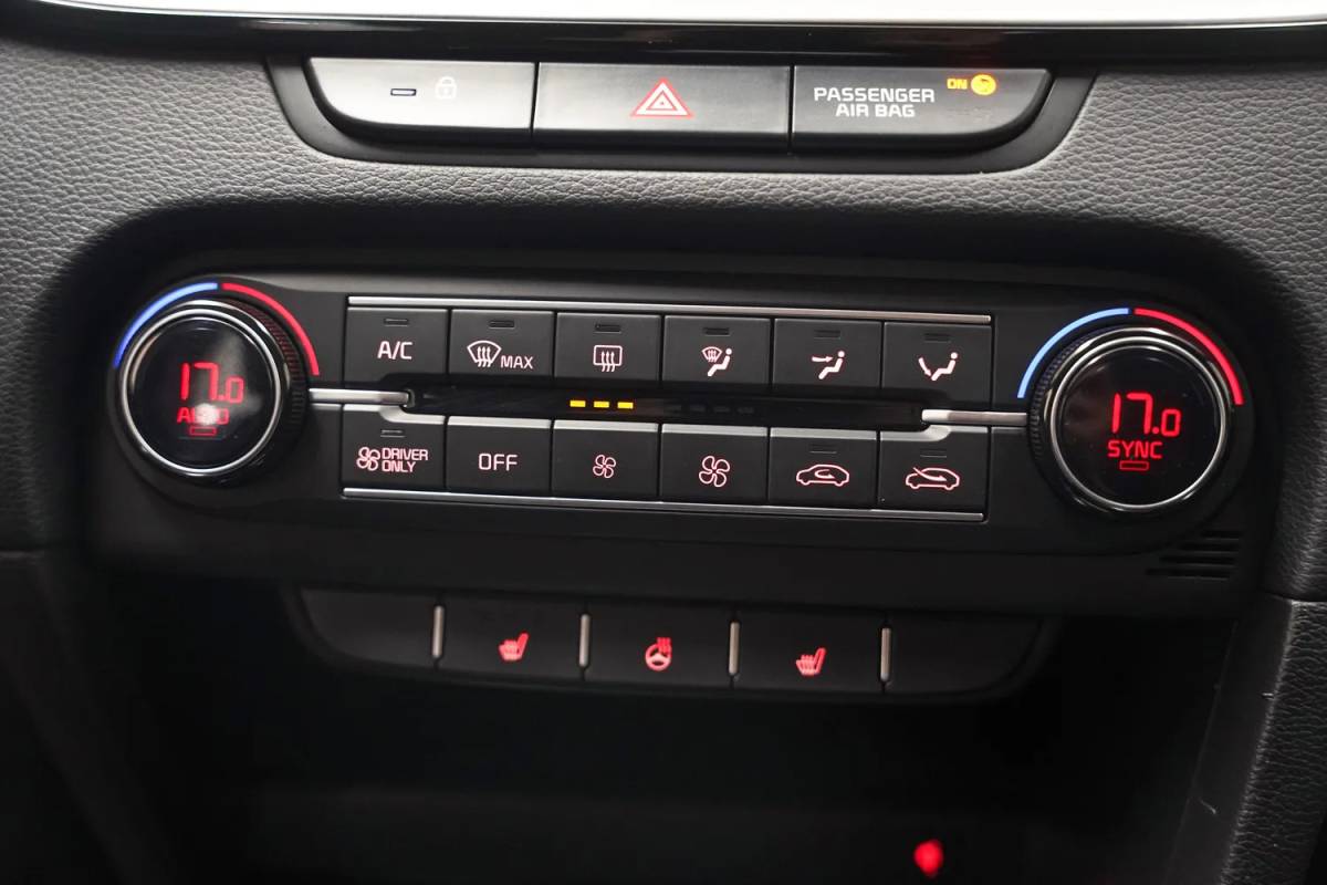 Kia Ceed Sportswagon Kia Ceed SPORTSWAGON 1.6 GDi PHEV DynamicPlusLine Aut. [ Adapt.cruise Camera Stoelverwarming ]