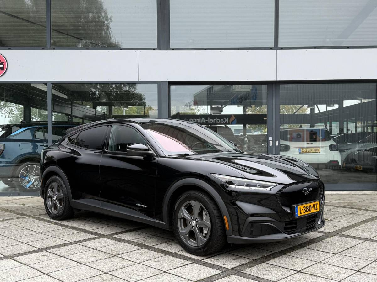Ford Mustang Mach-E Ford Mustang Mach-E Aut. 75kwh Technolodgy Plus SoH 92% | Trekhaak | Panorama | Leder