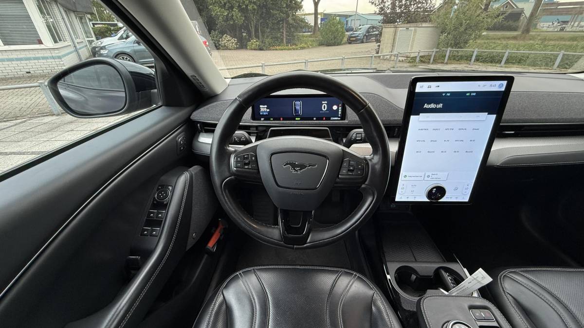 Ford Mustang Mach-E Ford Mustang Mach-E Aut. 75kwh Technolodgy Plus SoH 92% | Trekhaak | Panorama | Leder