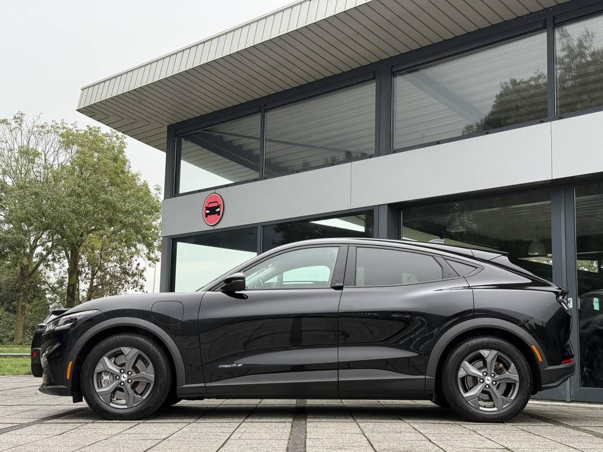Ford Mustang Mach-E Ford Mustang Mach-E Aut. 75kwh Technolodgy Plus SoH 92% | Trekhaak | Panorama | Leder