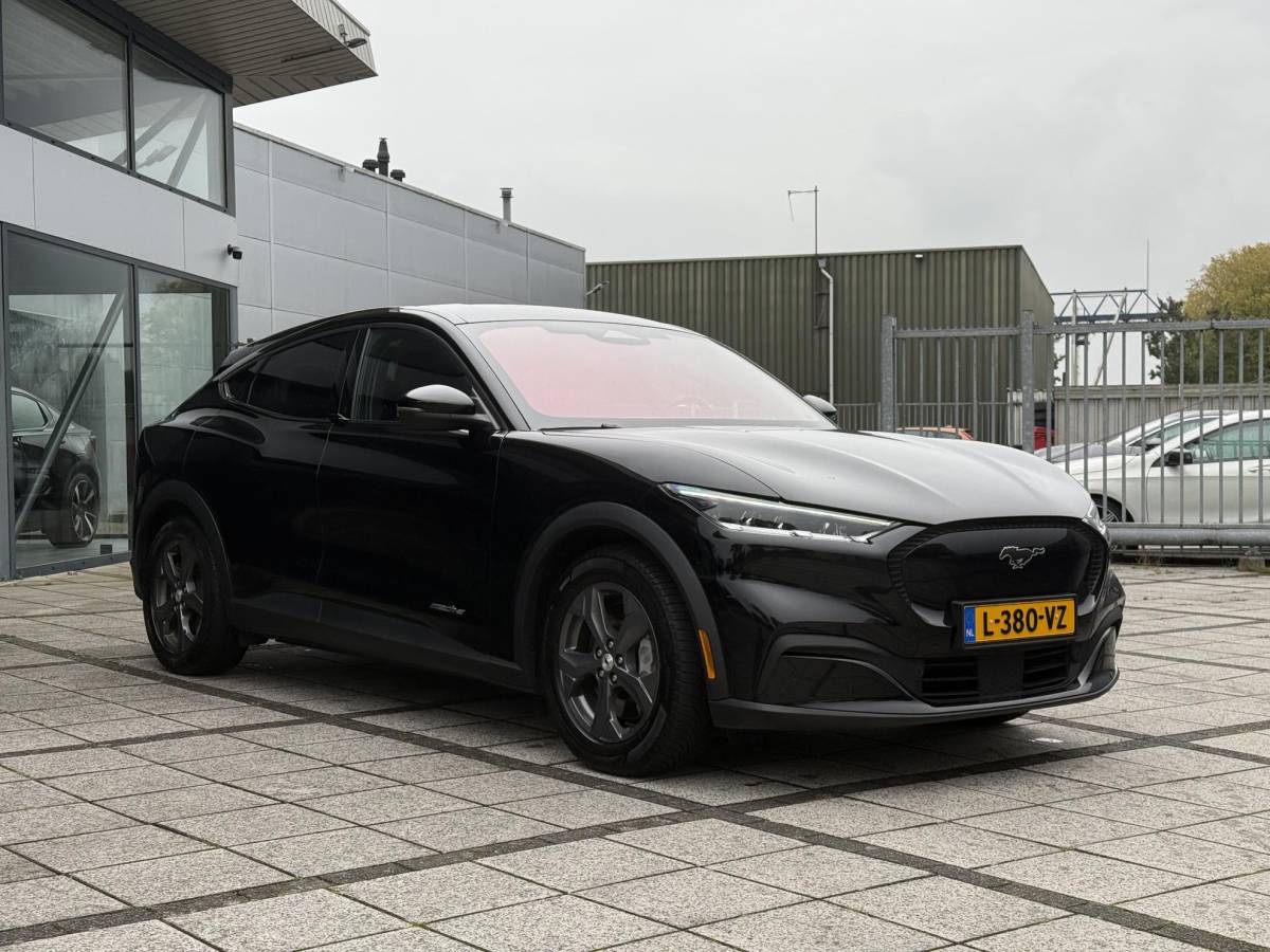 Ford Mustang Mach-E Ford Mustang Mach-E Aut. 75kwh Technolodgy Plus SoH 92% | Trekhaak | Panorama | Leder