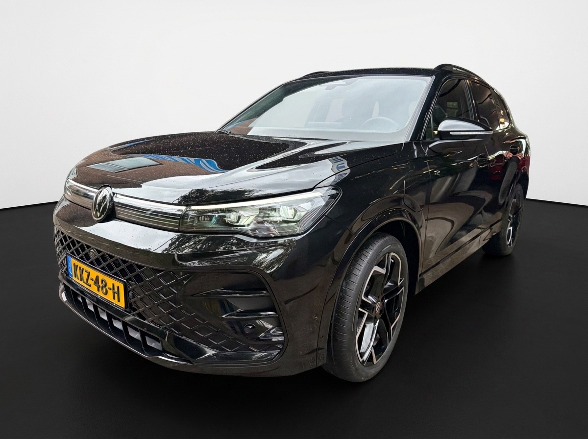 Volkswagen Tiguan Volkswagen Tiguan 1.5 eHybrid 272PK DSG R-LINE SPORT LEDER/HARMAN-KARDON/PANORAMADAK