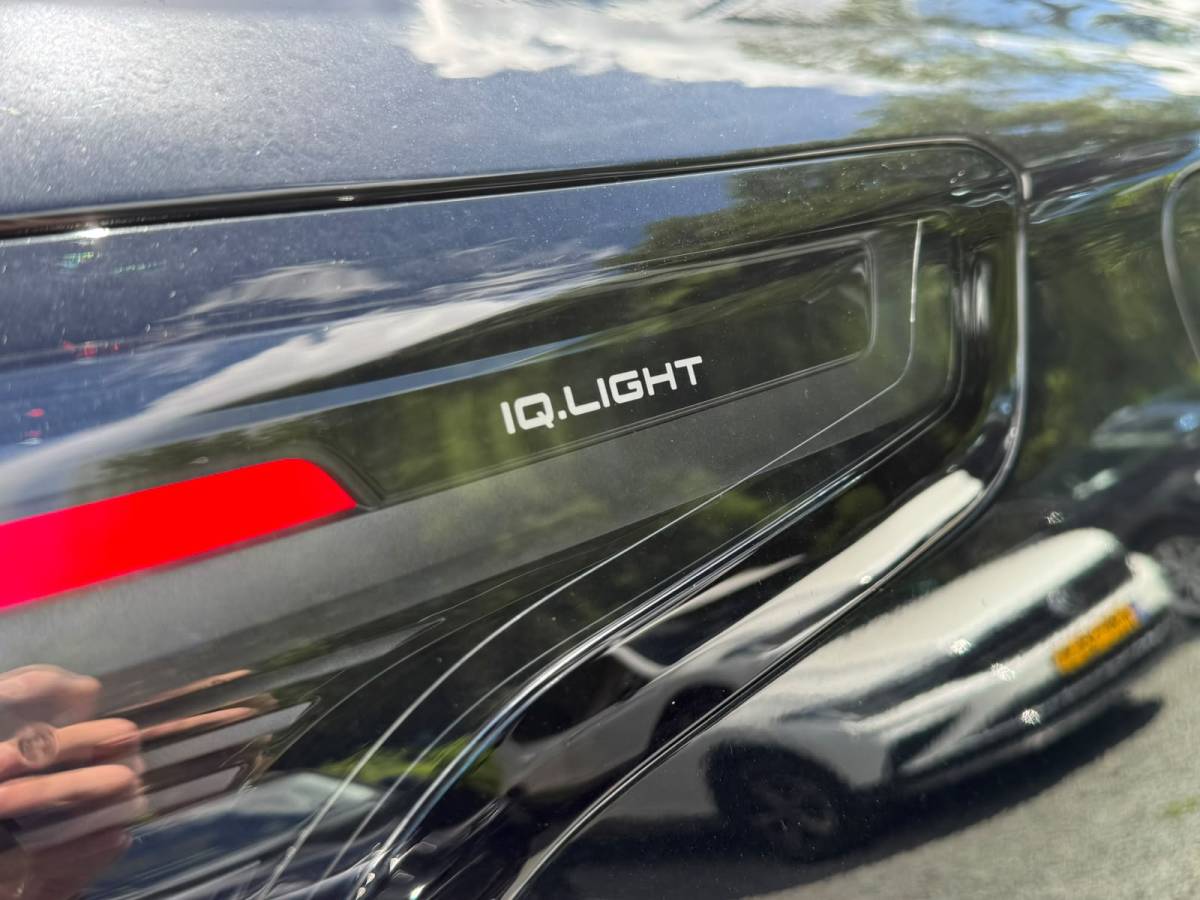 Volkswagen Tiguan Volkswagen Tiguan 1.5 eHybrid 272PK DSG R-LINE SPORT LEDER/HARMAN-KARDON/PANORAMADAK
