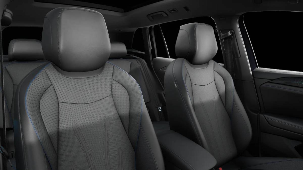Volkswagen Tiguan Volkswagen Tiguan 1.5 eHybrid 272PK DSG R-LINE SPORT LEDER/HARMAN-KARDON/PANORAMADAK