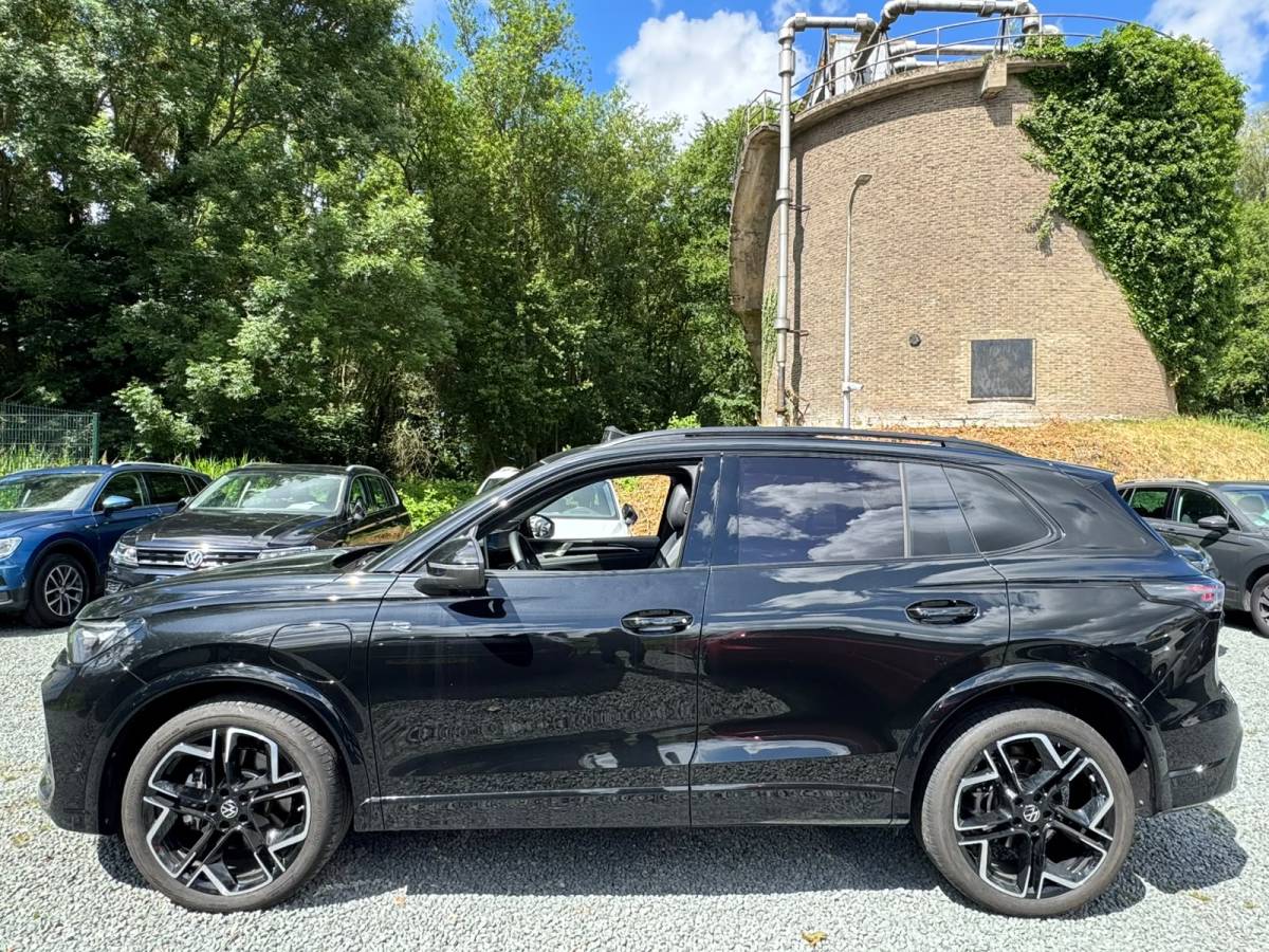 Volkswagen Tiguan Volkswagen Tiguan 1.5 eHybrid 272PK DSG R-LINE SPORT LEDER/HARMAN-KARDON/PANORAMADAK