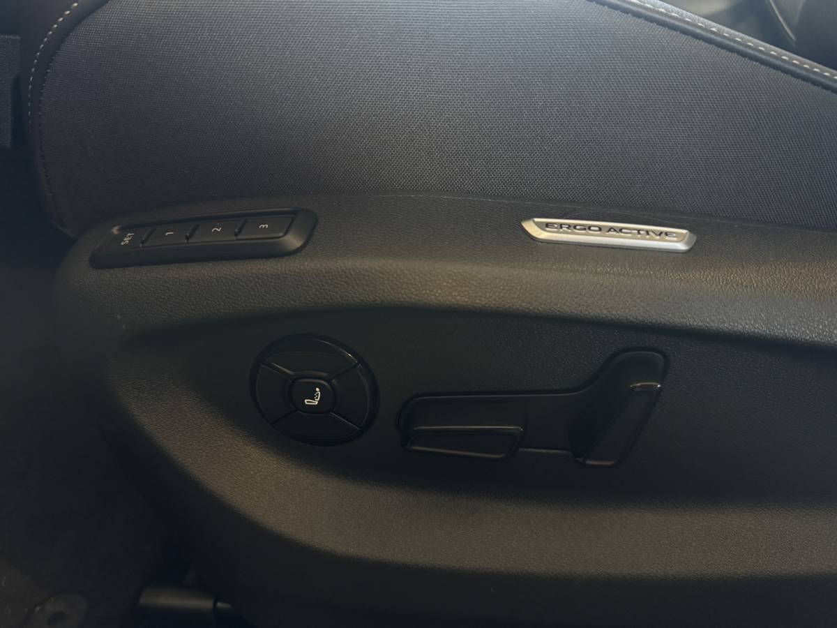 Volkswagen Tiguan Volkswagen Tiguan 1.5 eHybrid 272PK DSG R-LINE SPORT LEDER/HARMAN-KARDON/PANORAMADAK