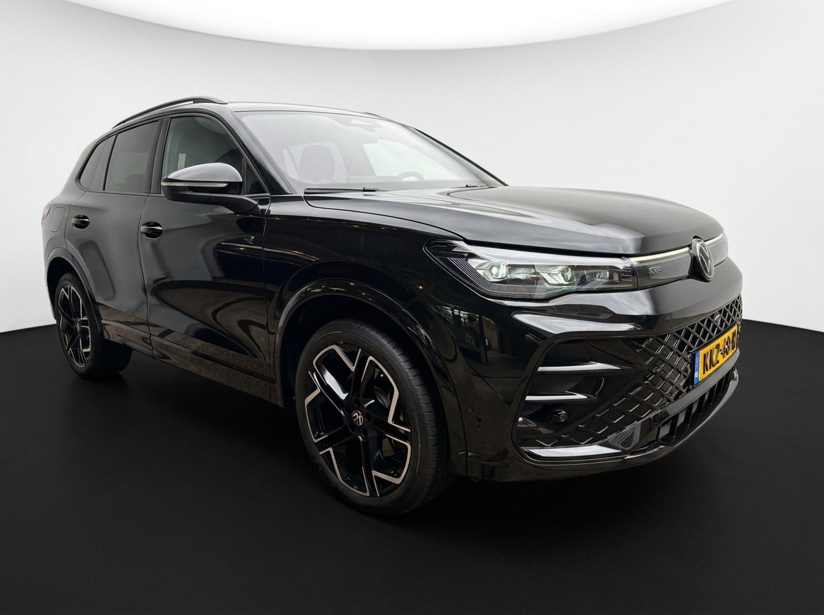 Volkswagen Tiguan Volkswagen Tiguan 1.5 eHybrid 272PK DSG R-LINE SPORT LEDER/HARMAN-KARDON/PANORAMADAK