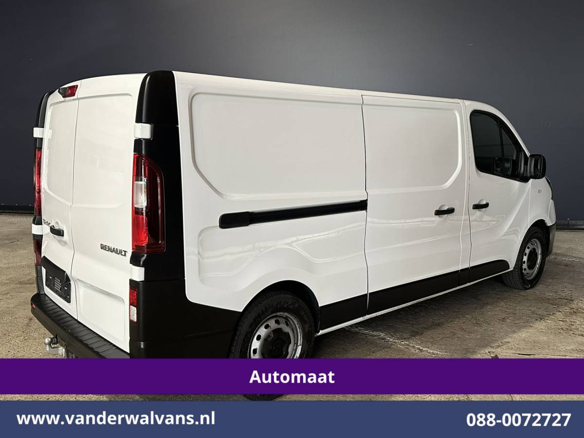 Renault Trafic Renault Trafic 2.0 dCi 146pk Automaat L2H1 Inrichting Euro6 Airco | Camera | Navigatie | Cruisecontrol Trekhaak, Parkeersensoren, Stoelverwarming