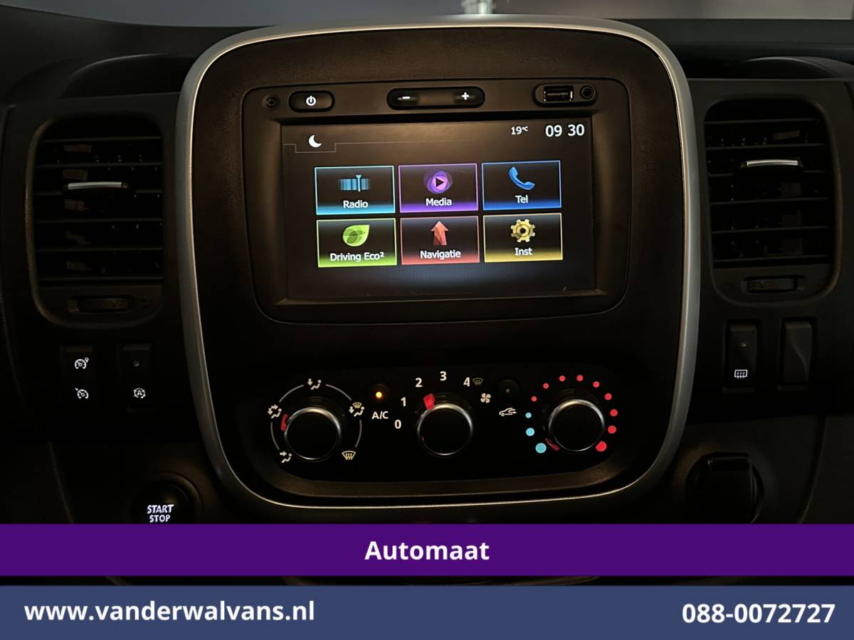 Renault Trafic Renault Trafic 2.0 dCi 146pk Automaat L2H1 Inrichting Euro6 Airco | Camera | Navigatie | Cruisecontrol Trekhaak, Parkeersensoren, Stoelverwarming