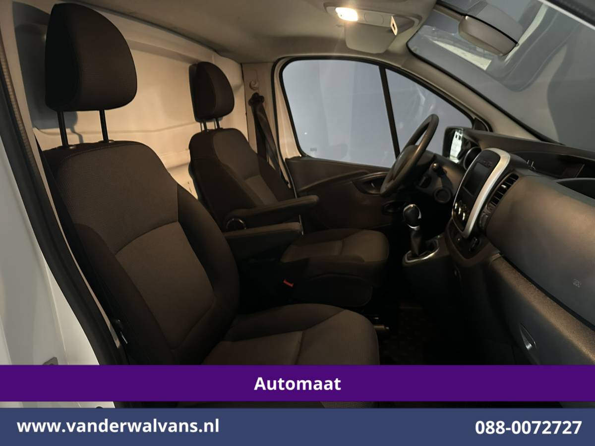 Renault Trafic Renault Trafic 2.0 dCi 146pk Automaat L2H1 Inrichting Euro6 Airco | Camera | Navigatie | Cruisecontrol Trekhaak, Parkeersensoren, Stoelverwarming