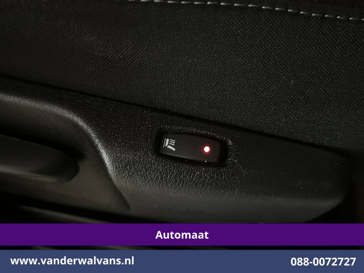 Renault Trafic Renault Trafic 2.0 dCi 146pk Automaat L2H1 Inrichting Euro6 Airco | Camera | Navigatie | Cruisecontrol Trekhaak, Parkeersensoren, Stoelverwarming