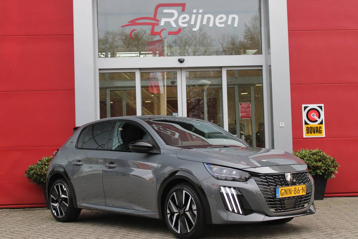 Peugeot 208 Peugeot 208 1.2 Hybrid 145PK AUTOMAAT GT PACK | PANORAMA DAK | ZWART DAK | ELEKTRISCH VERSTELBARE BESTUURDERSSTOEL MET MASSAGE FUNCTIE | CAMERA VOOR + ACHTER | ALCANTARA BEKLEDING | DODEHOEK DETECTIE | ADAPTIVE CRUISE CONTROL | NAVIGATIE | DRAADLOZE APPLE CARPLAY/ANDROID AURO | FULL LED KOPLAMPEN | DRAADLOZE TELEFOONLADER | STOEL VERWARMING | LICHTMETALEN VELGEN 17″ | GETINTE RUITEN |