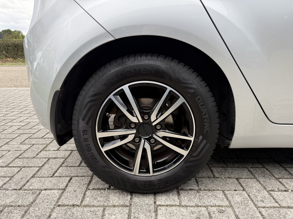 Hyundai ix20 Hyundai ix20 1.4i i-Motion | Hoge instap | Airco | 66dkm! | Trekhaak