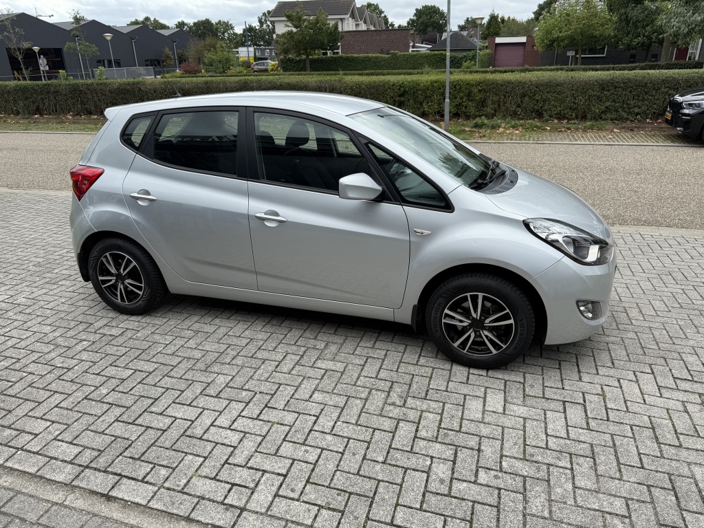 Hyundai ix20 Hyundai ix20 1.4i i-Motion | Hoge instap | Airco | 66dkm! | Trekhaak