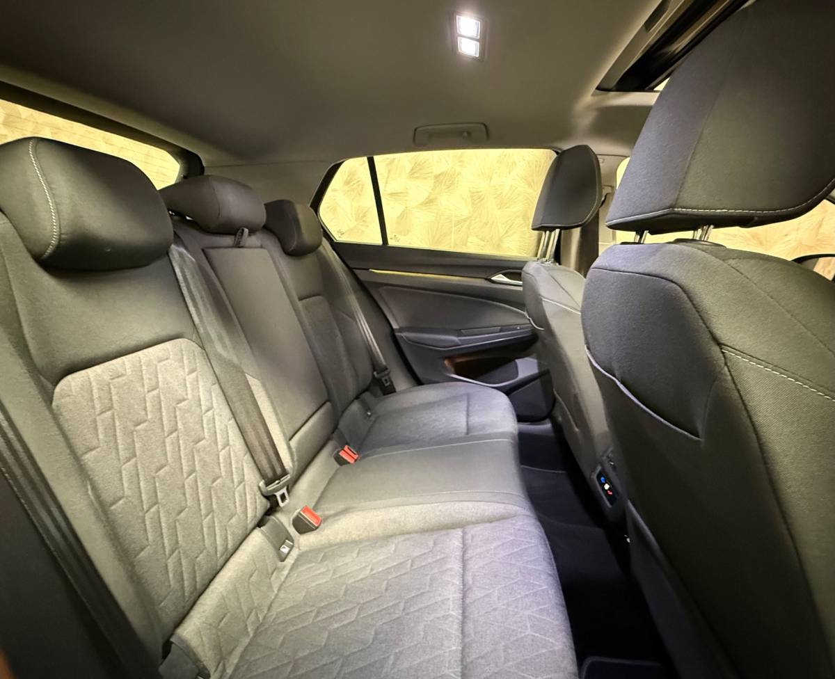 Volkswagen Golf Volkswagen GOLF 1.5 eHybrid Life Edition | Camera | Pano | Sfeerverlichting | Led | Carplay