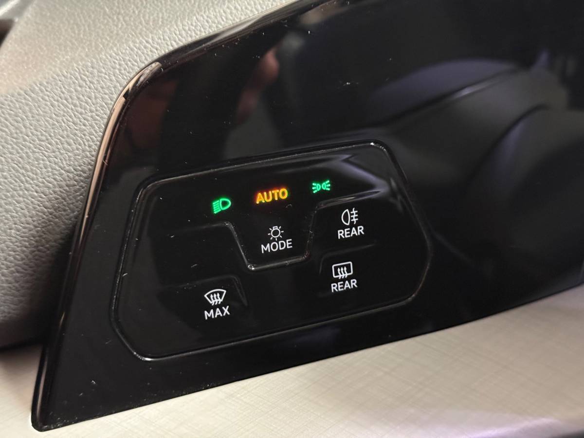 Volkswagen Golf Volkswagen GOLF 1.5 eHybrid Life Edition | Camera | Pano | Sfeerverlichting | Led | Carplay