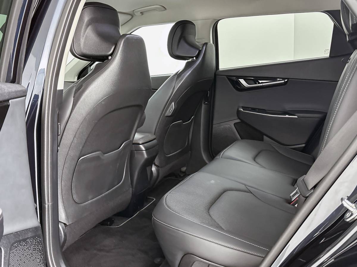 Kia EV6 Kia EV6 – Edition 77.4 kWh // LEDER // ELECTRISCHE ACHTERKLEP // STOELVERWARMING //