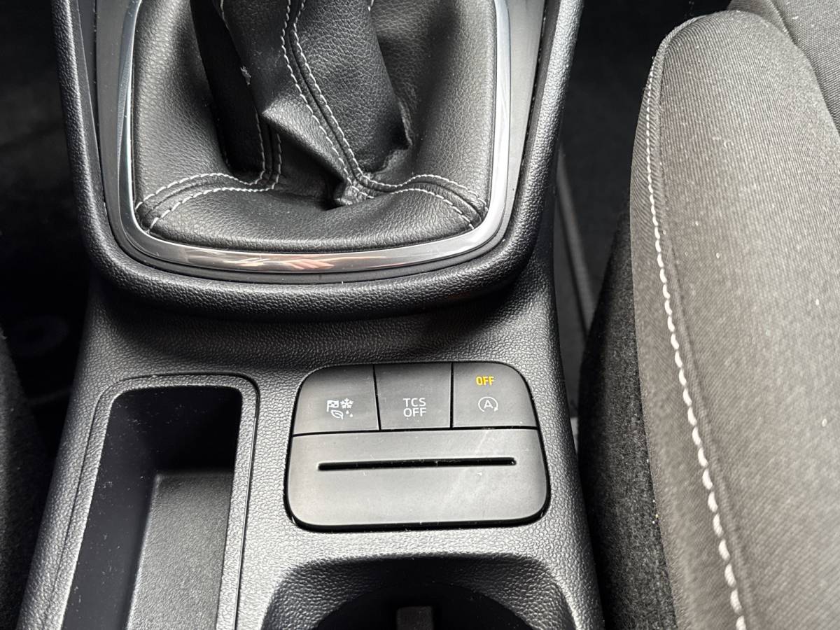 Ford Fiesta Ford Fiesta 1.0 EcoBoost Hybrid TITANIUM CRUISE/AIRCO/BLUETOOTH  1E EIG