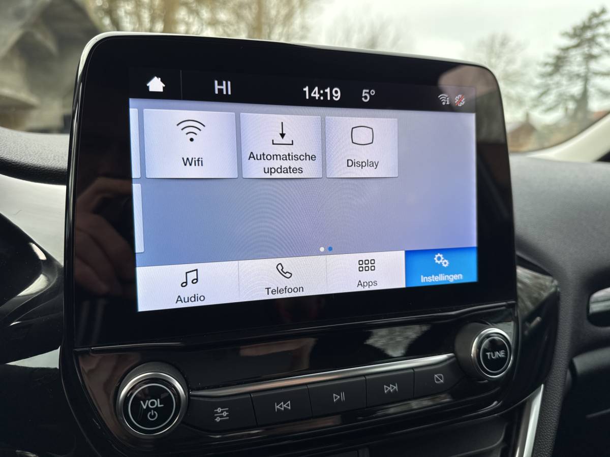 Ford Fiesta Ford Fiesta 1.0 EcoBoost Hybrid TITANIUM CRUISE/AIRCO/BLUETOOTH  1E EIG
